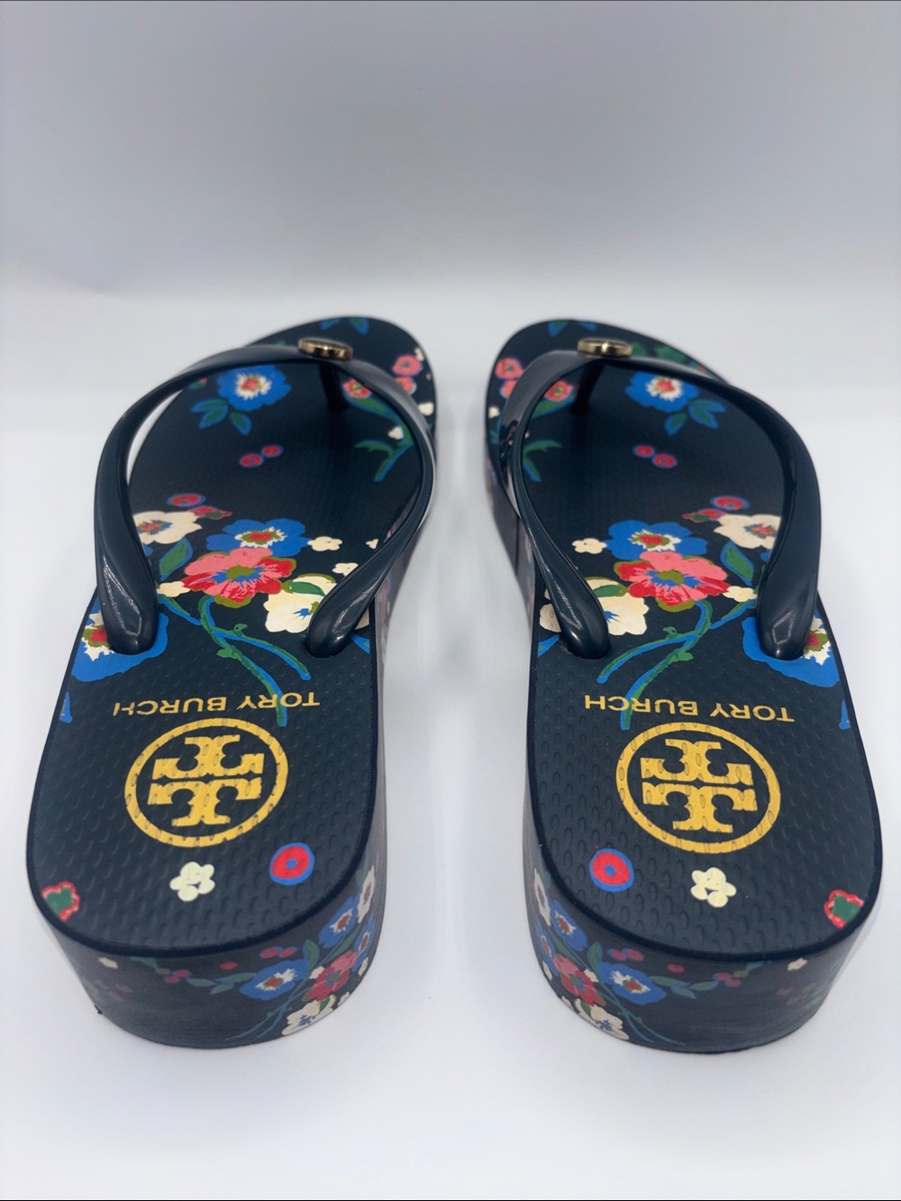 Tory Burch Navy Floral Logo Thong Sandals - Picture 4 of 9